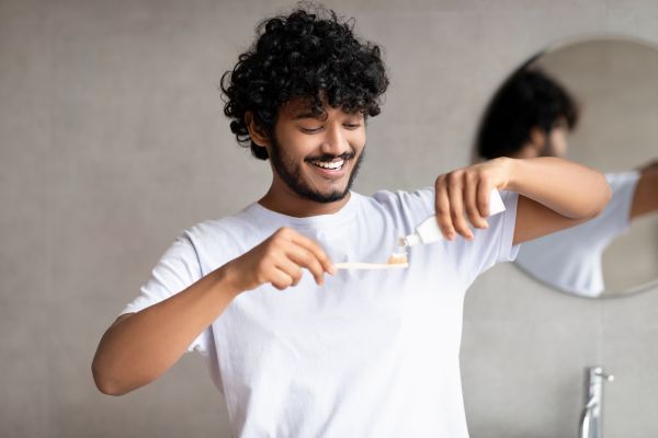How Adding A Deep Cleaning Toothbrush To Your Oral Hygiene Routine Can Fight Off Gum Disease